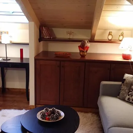 Lofthouse أراخوفا